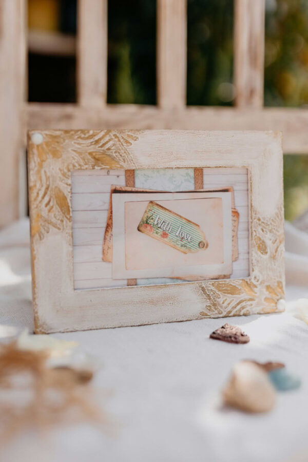 Fehér mandalás képkeret struktúrpasztával